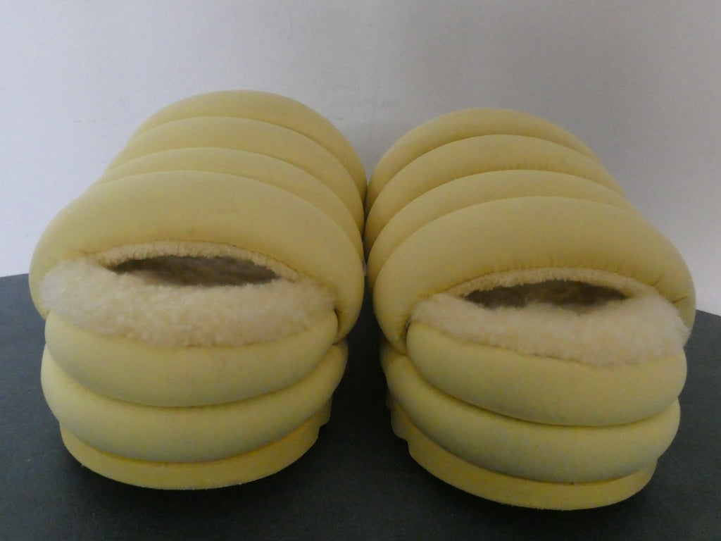 UGG Women Banana Yellow Maxi Sheepskin Platform Slide Women Size US 11