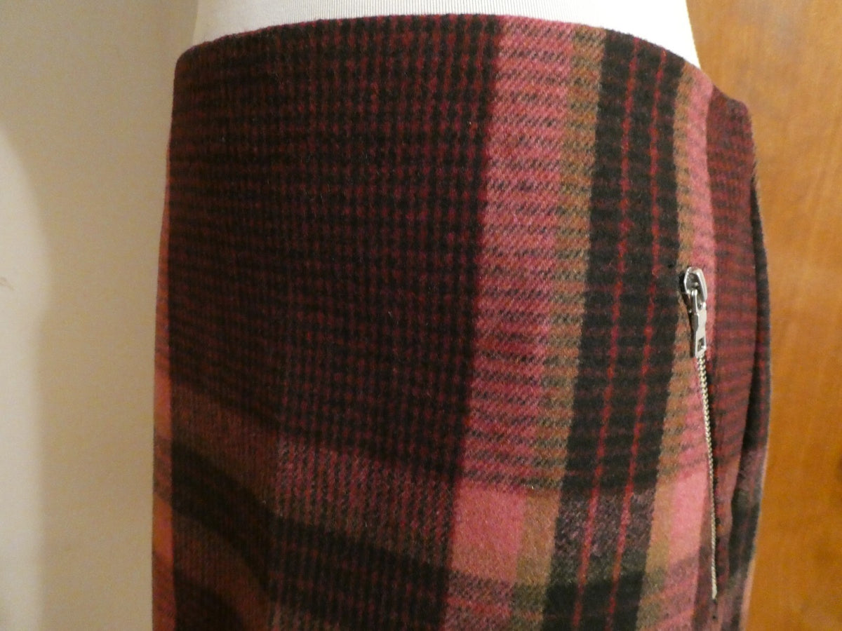 Gap women’s multicolor zip pockets mini skirt size 12