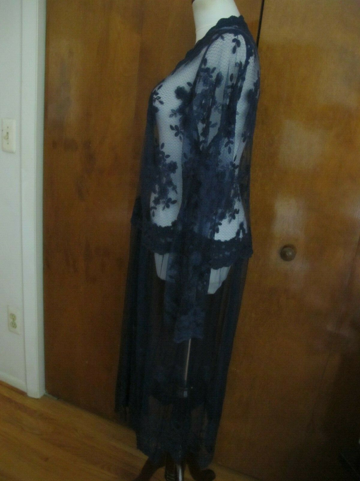 Indigo Thread Co. Women's Navy Mesh Long Sleeve Embroidered Duster Cardigan 1X