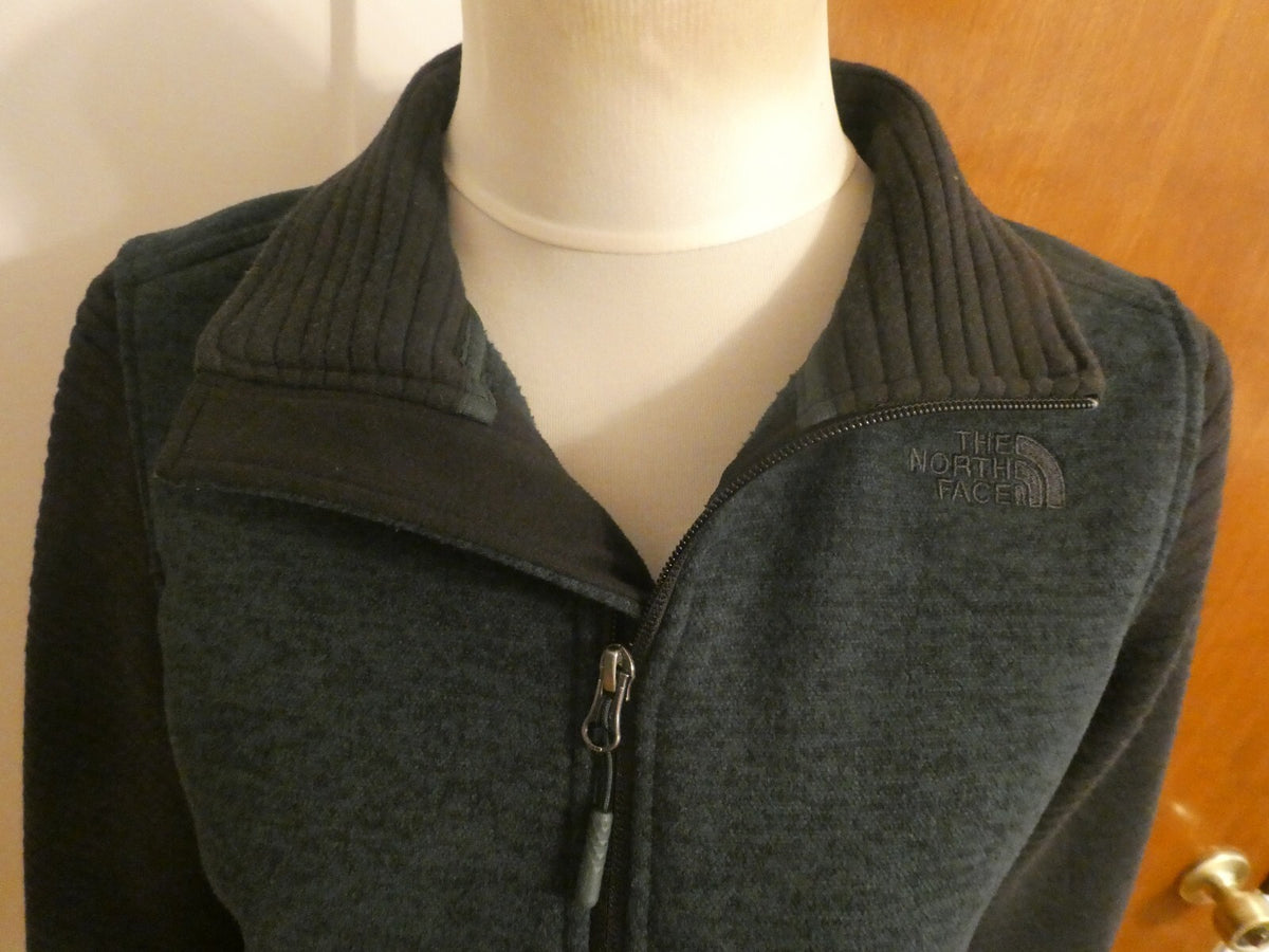 North Face Jacket Women’s /Femmes Long Sleeve Full Zip Green/Black Size Medium