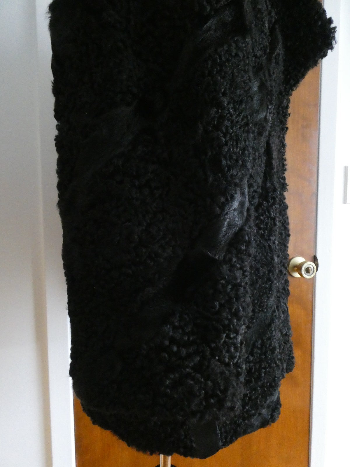 Genuine Fur Karakul Women’s Black Persian Lamb Coat Size Large Made in Moldova