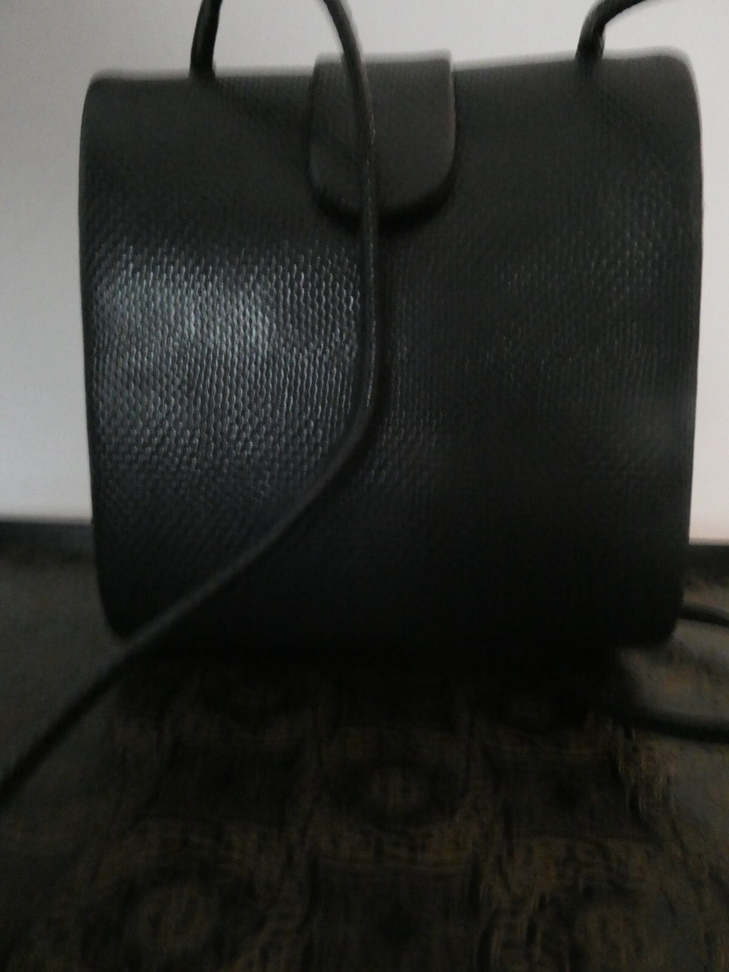 Vintage UK pat Women’s Dark Navy Crossbody Handbag Purse 1519246