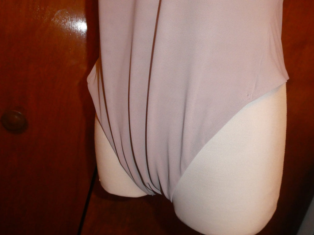 Lululemon women’s lilac low scoop back bodysuit adjustable straps Xlarge