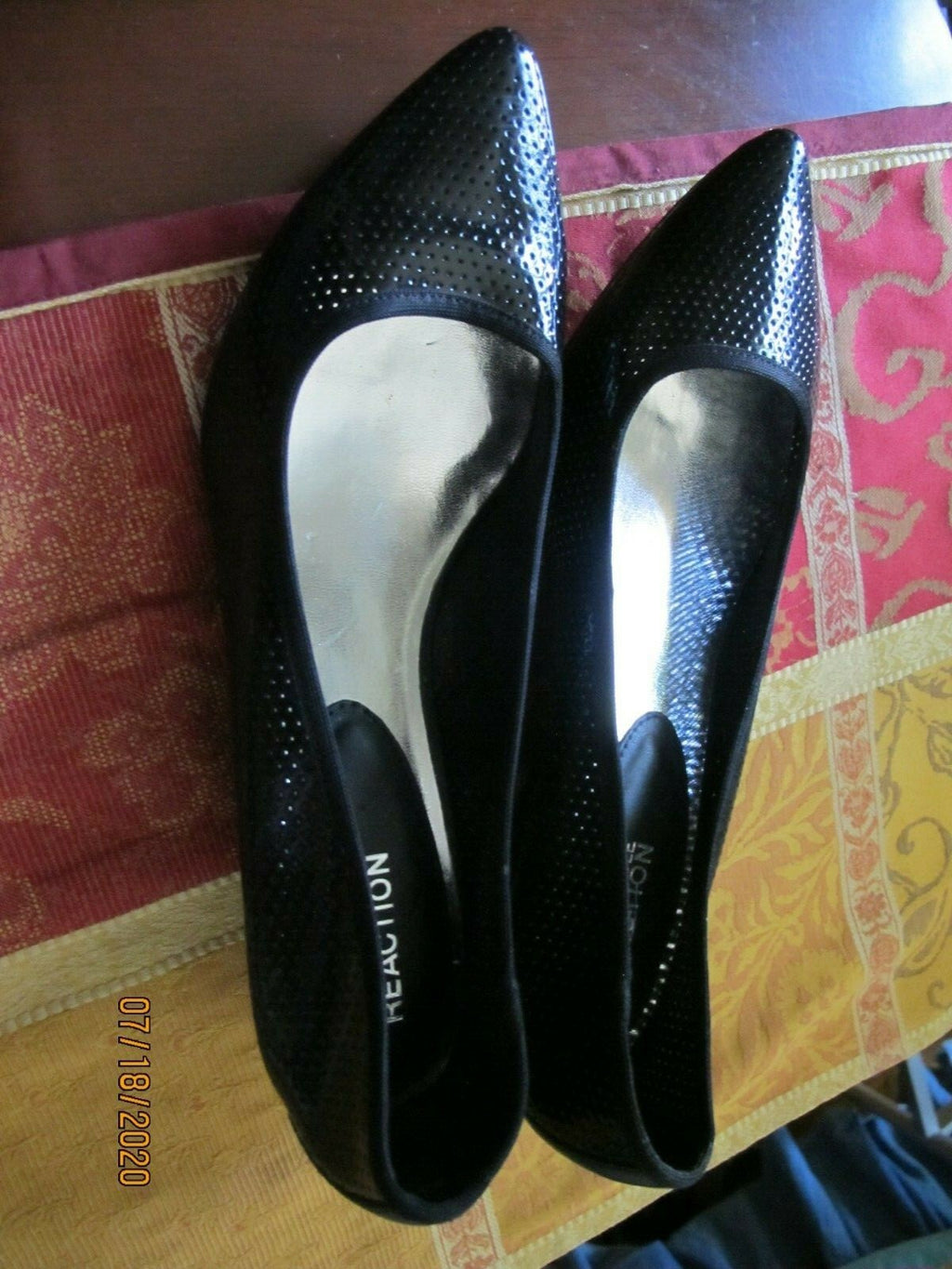 Kenneth Cole Reaction Women’s Black Shoes Size 8.5