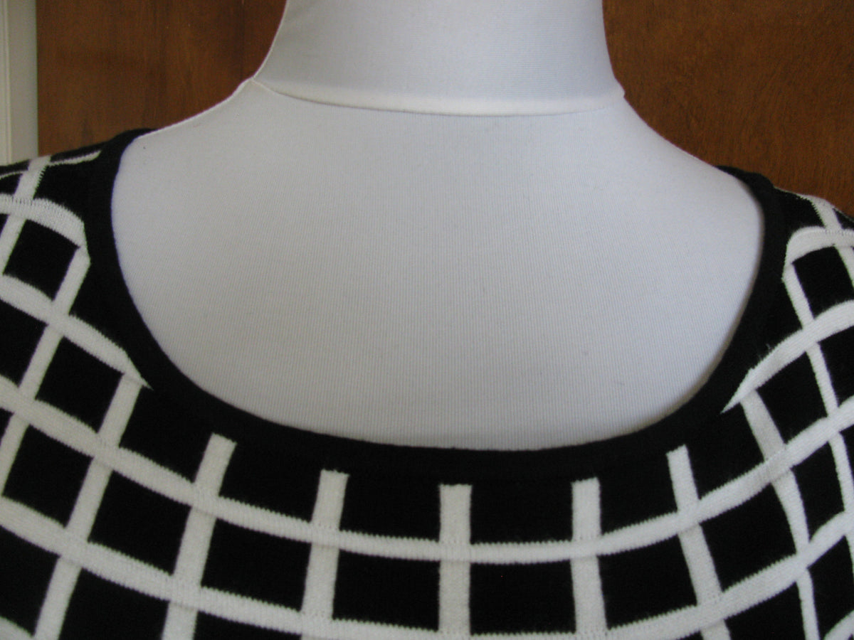Lauren Ralph women's black white fit and flare gathered dress 