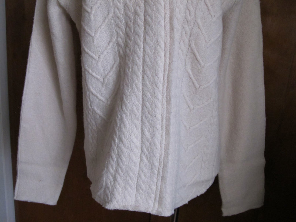 Anthropologie's women’s ivory detailed wool cardigansize Large NWT