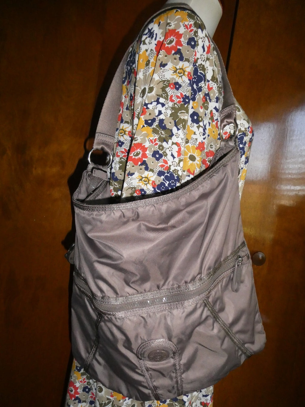 Kipling Women’s Brown AbethaHB4081-037 Nylon Shoulder Bag Large