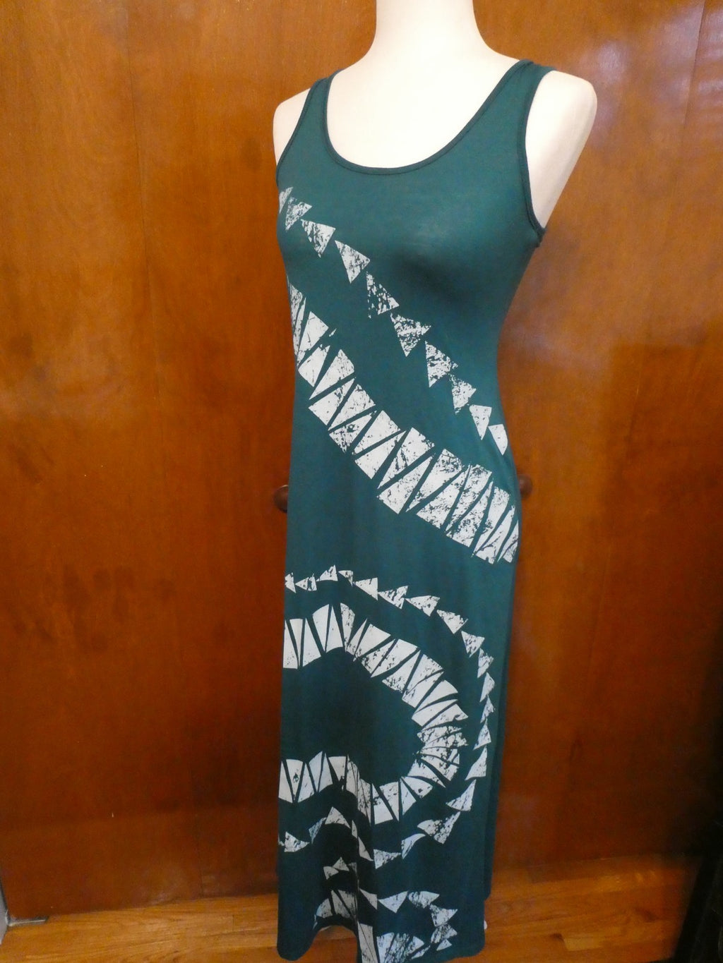 Material Girl Junior Small Maxi Dress Green White Geometric Print Lace Up Back