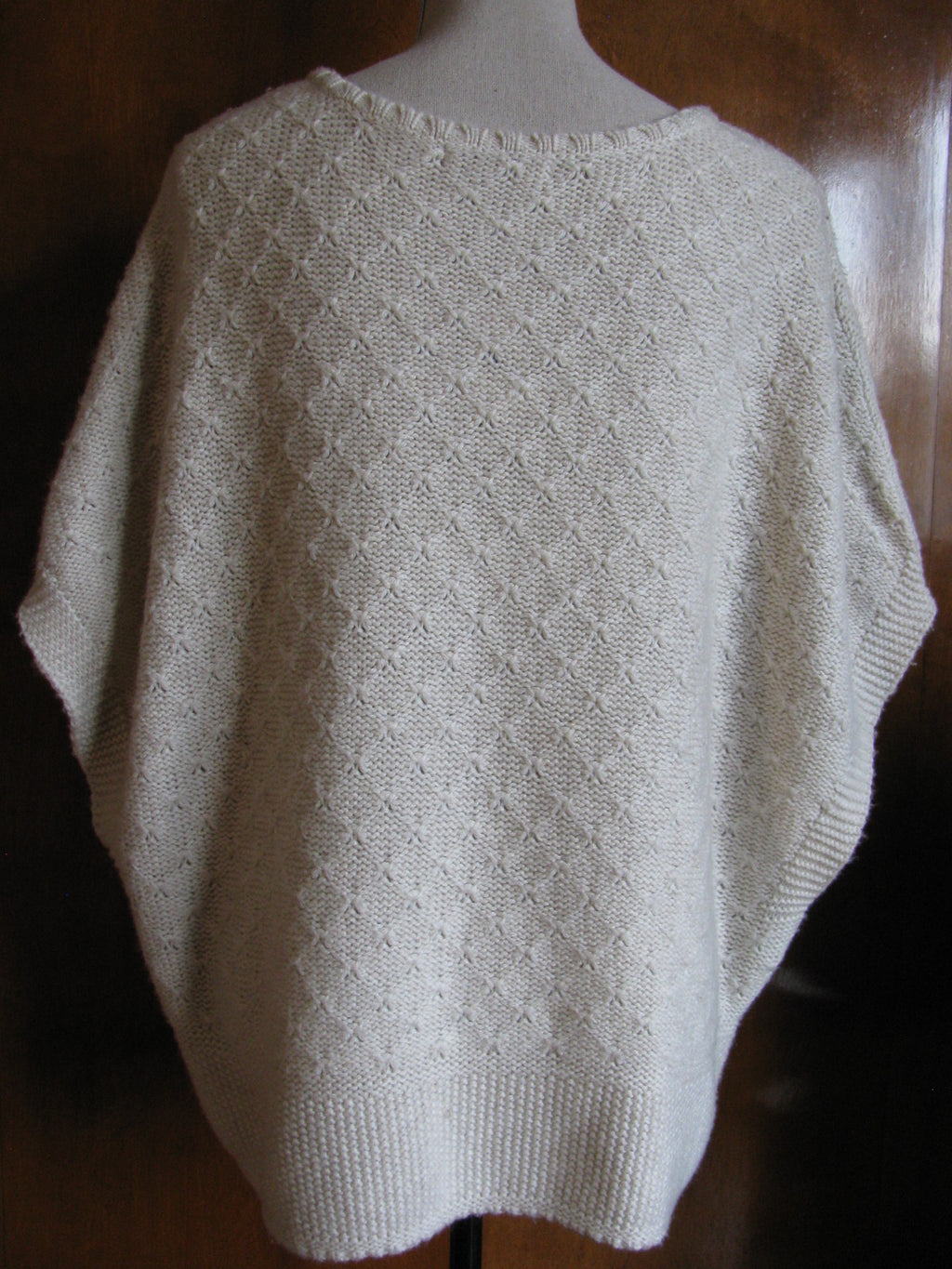 Gap women's ivory gorgeous dolman vest size large NWT     