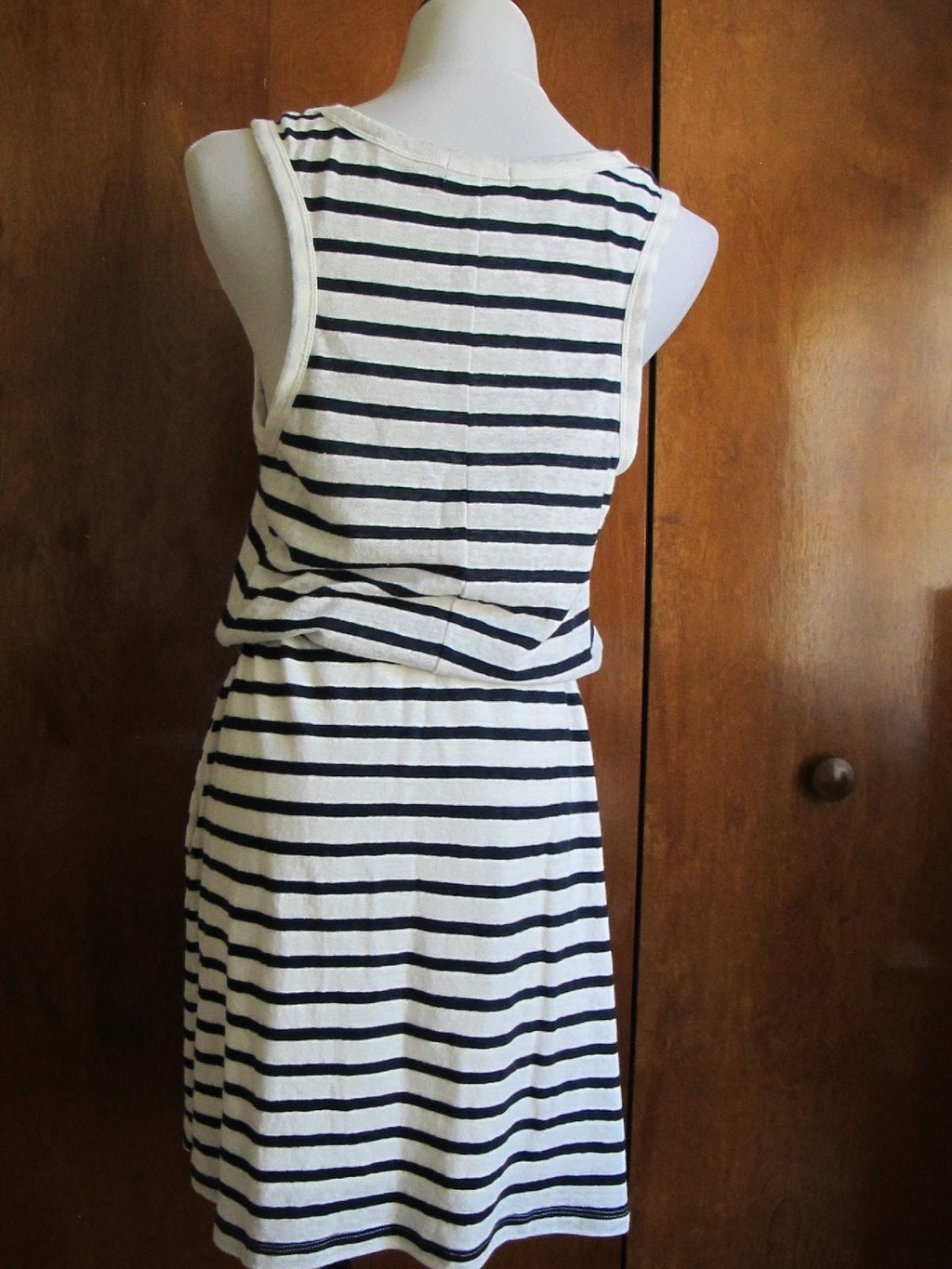 Gap women's white/blue cotton/linen stripped dress New