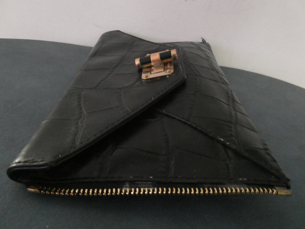 Vintage Diane Von Furstenberg Black Leather Clutch 8 card slots Gold Turn Lock