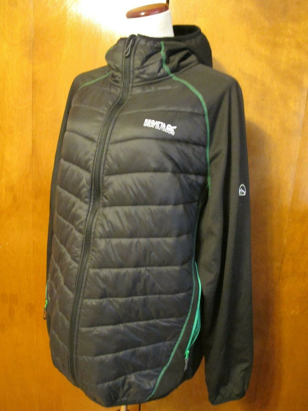 Regatta Great Outdoors Men’s Full Zip Logo Jacket w/ Hood Large