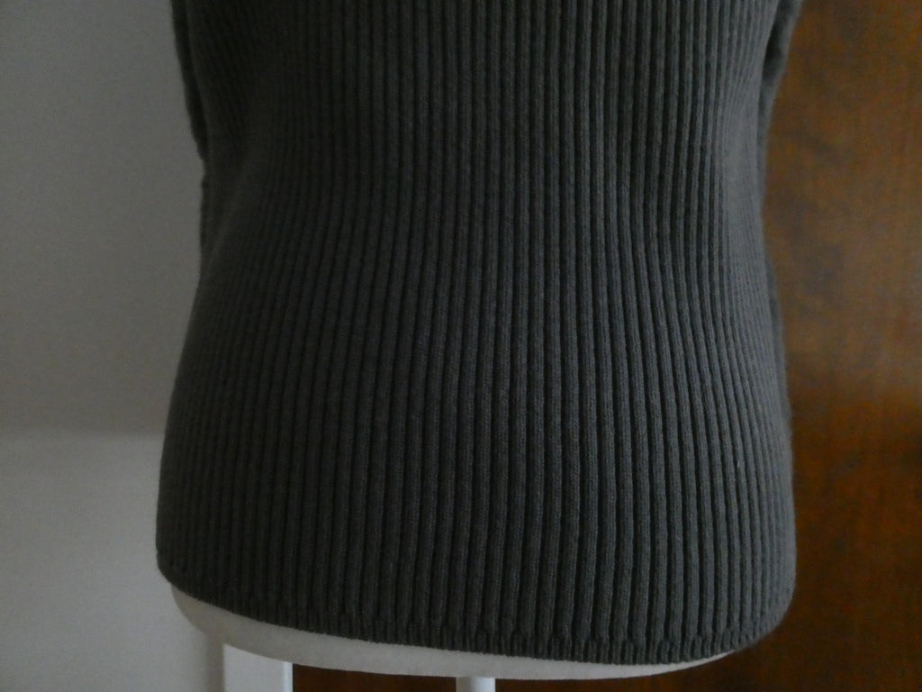 White House Black Market Women's Gray Faux Fur Sweater Vest Zip Front Size Large
