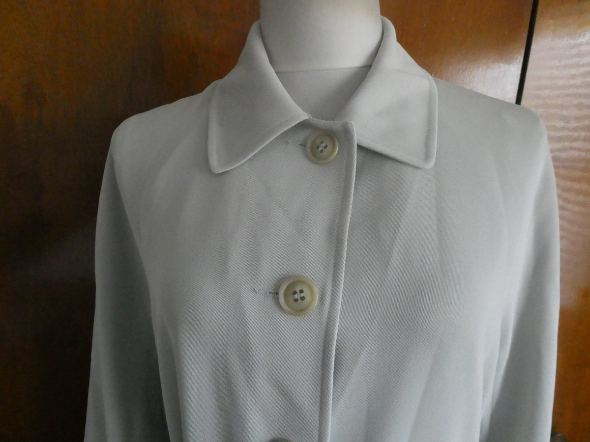 Holt Renfrew women' light gray 1/2 lined buttons belted long coat size 10 petite