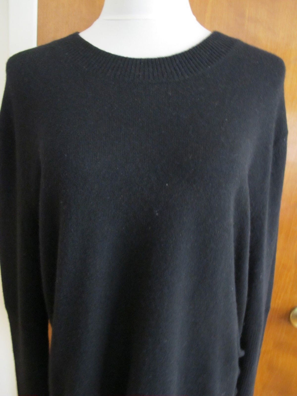 Bloomingdale Aqua Women's Black Cashmere Detailed Sweater Size New
