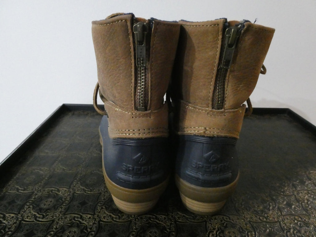 Sperry Women Saltwater Quilted Waterproof Boots Brown/ Black Fits 9M (fits 8.5M)