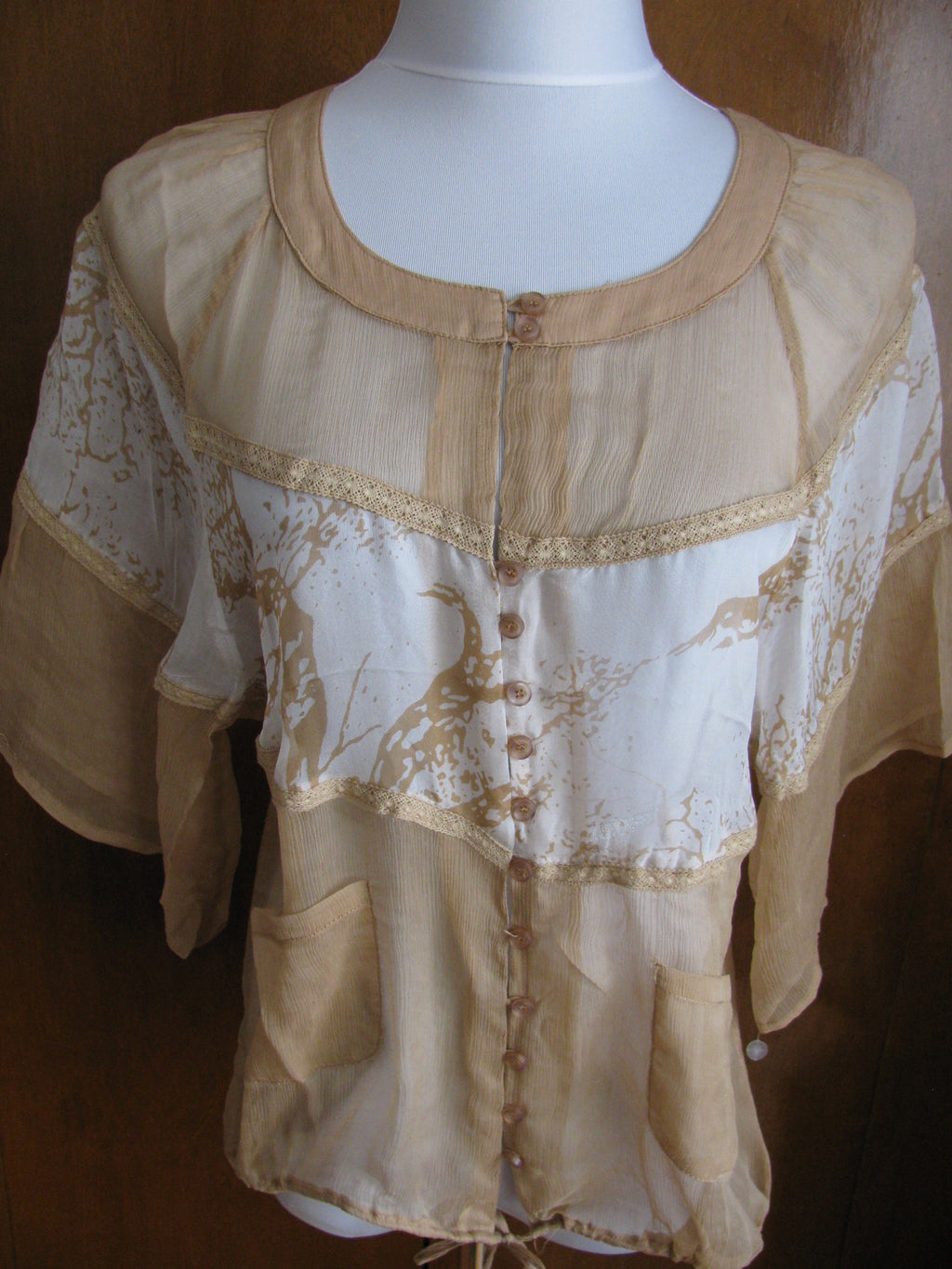 Trinity women’s beige silk evening top size Small NWT