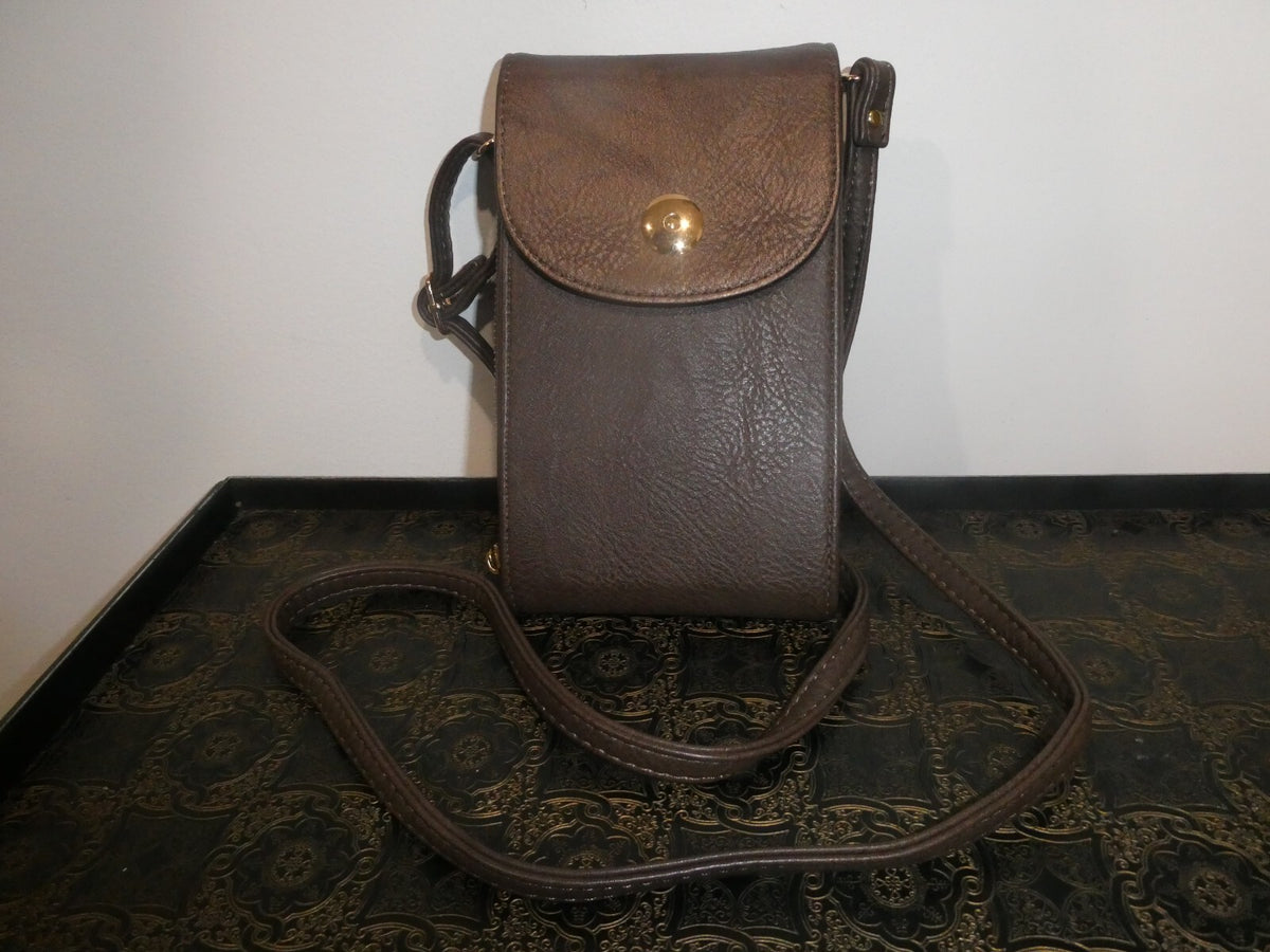 Carroll Accessories Crossbody Brown Travel Wallet Purse 8”X4.5”X1 ¼”  6 Cards