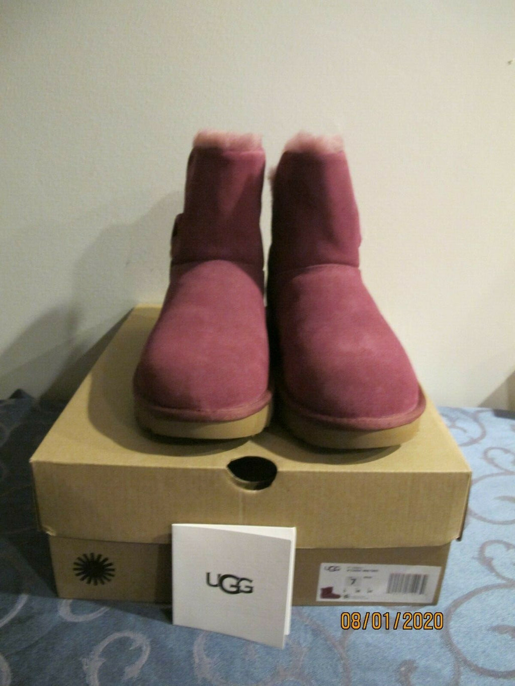 UGG Classic Mini Twist Cuff Short Boots Raspberry Women’s Size 7 Style 1099912