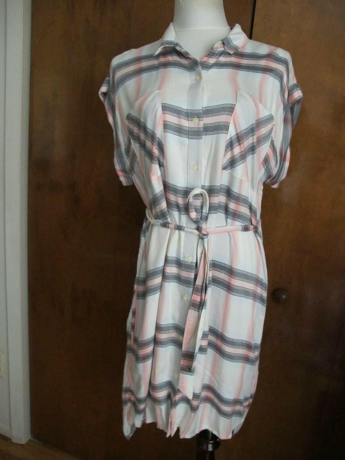 Gap women’s multi color summer dress size Large NWT