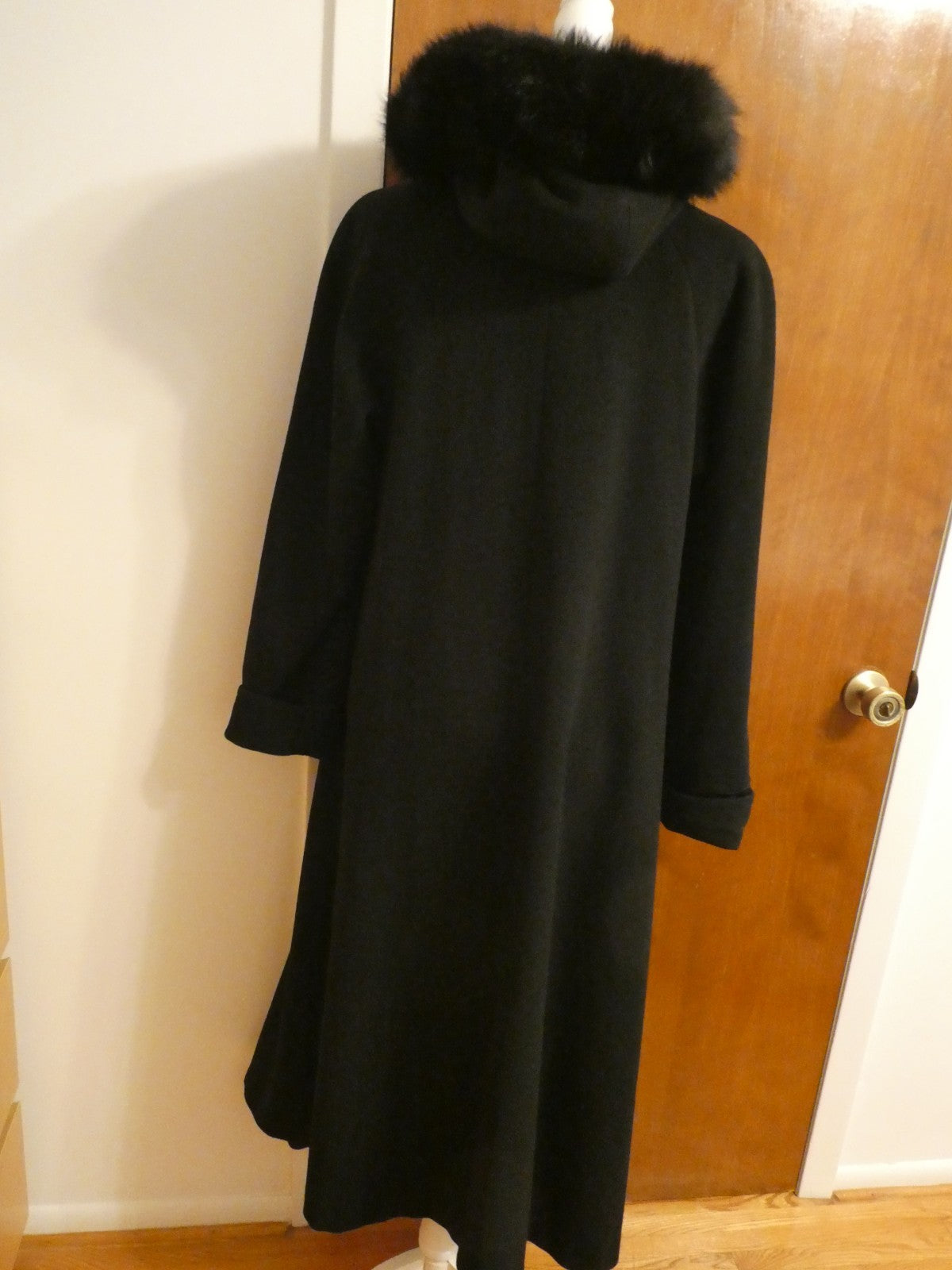 J.G HOOK Women Black 100% Wool A-Line Hood Fox Fur Trim Winter Coat 6 (fit 8-10)
