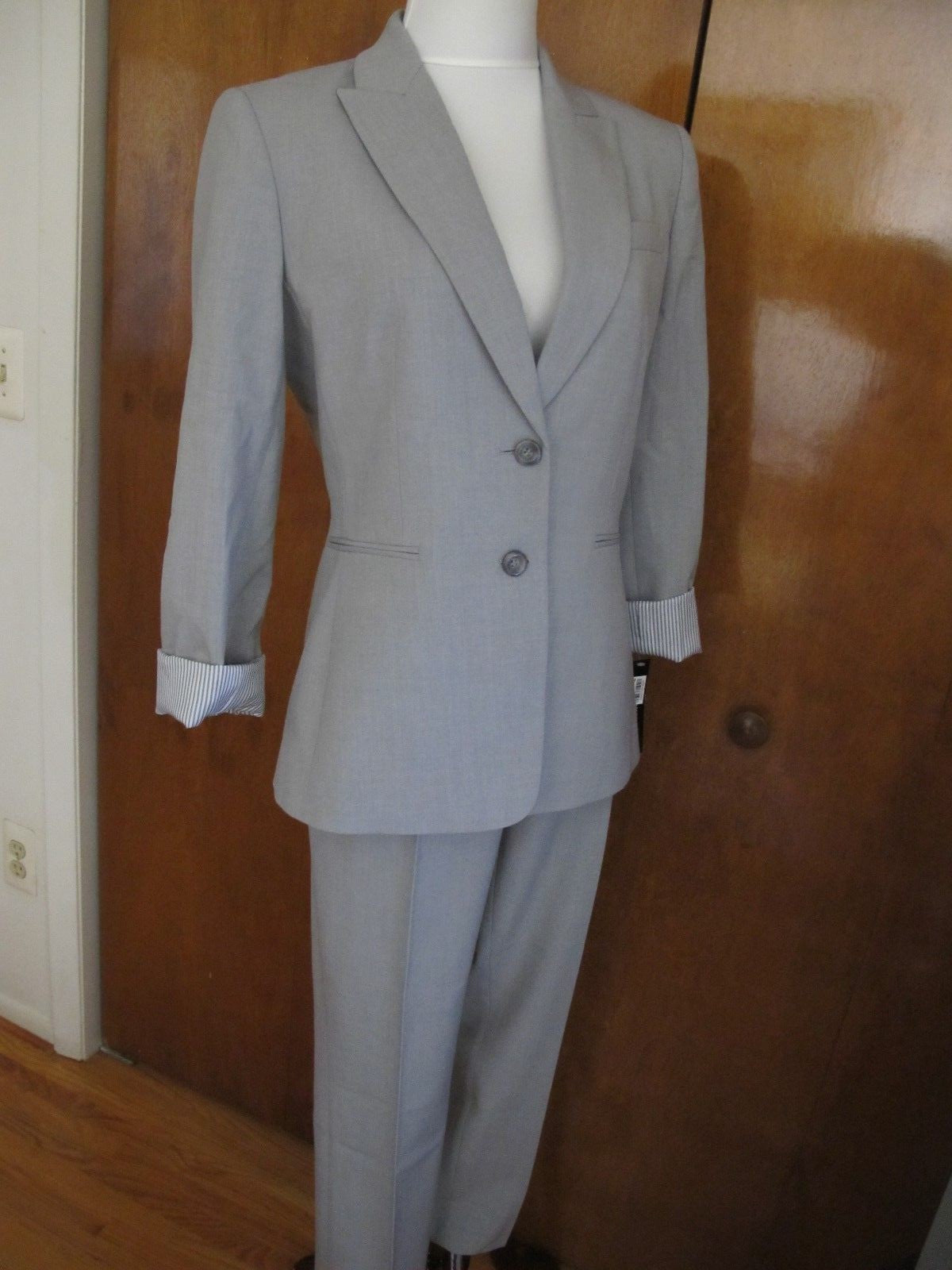 Tahari Asl Women’s Heather Gray Pant Suit Set New