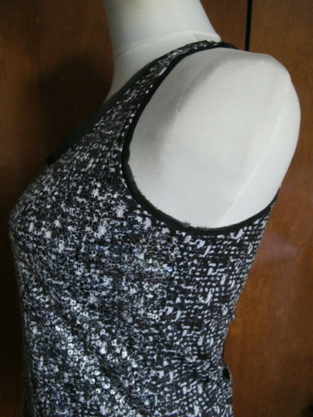 Ann Taylor  women's black evening blouse top size small pre owned 
