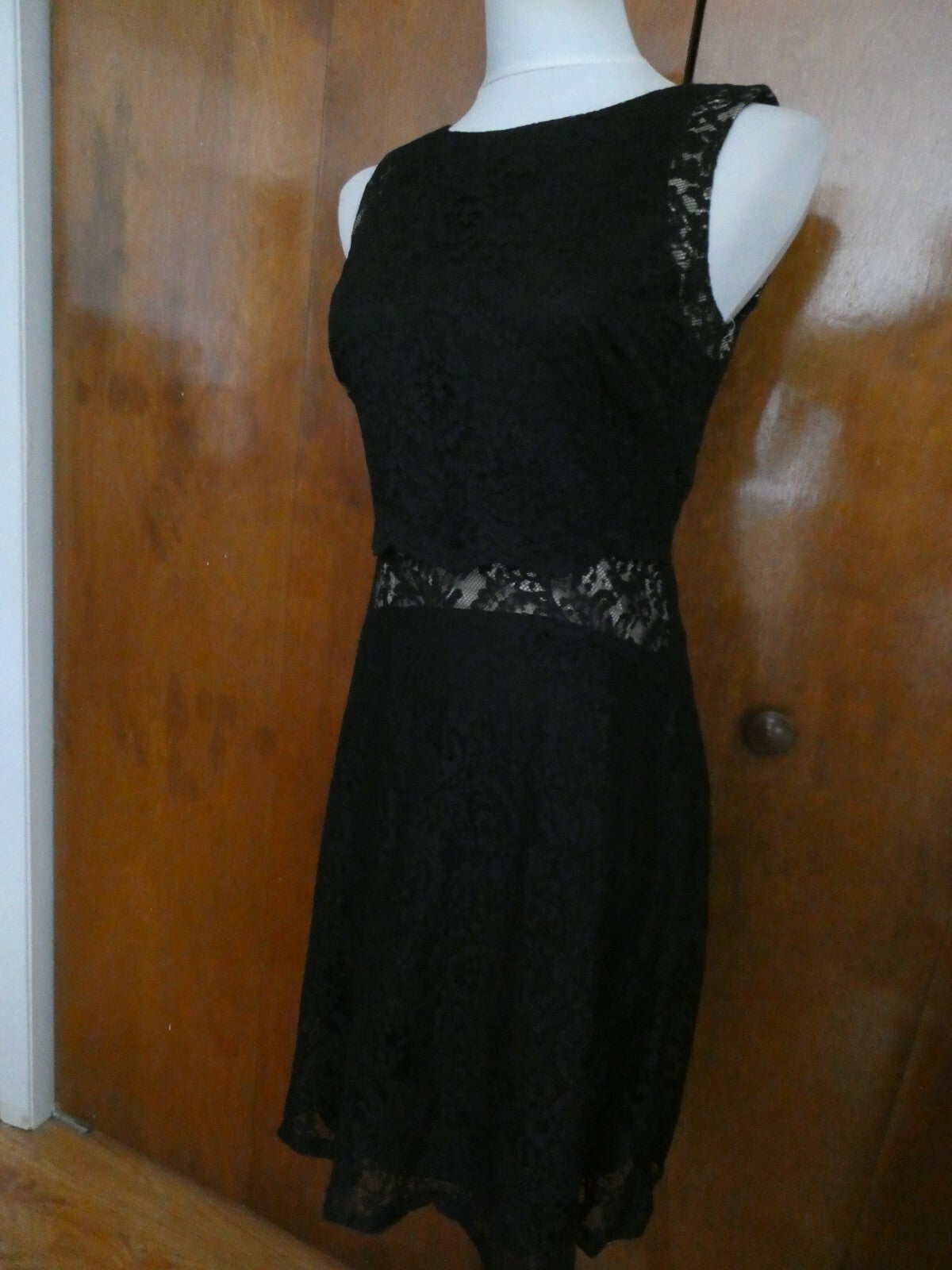 Ralph Lauren women's black lined fabric lace crafted evening dress New