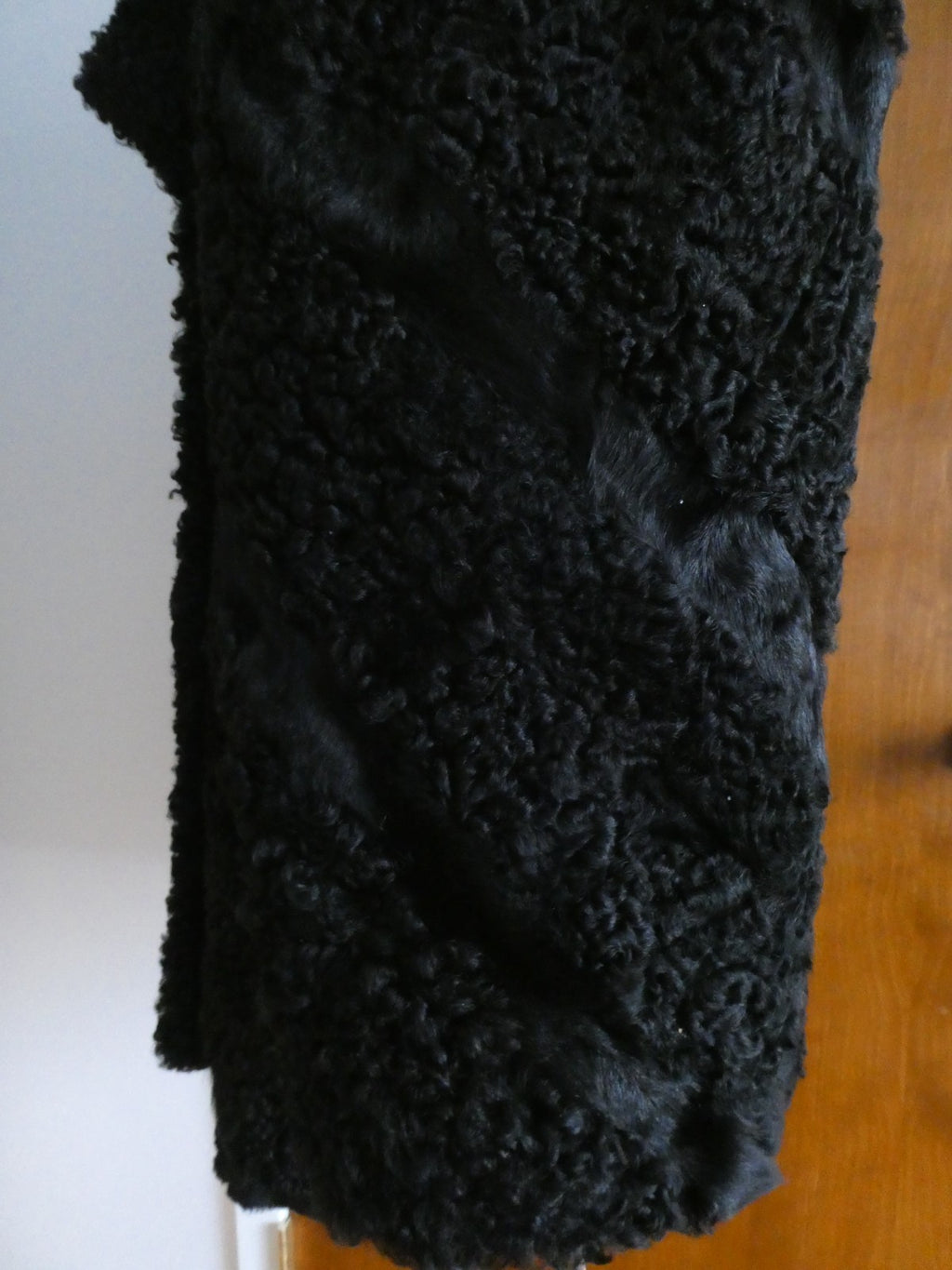 Genuine Fur Karakul Women’s Black Persian Lamb Coat Size Large Made in Moldova