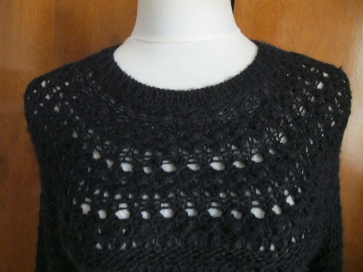 Lauren Ralph Lauren women’s black crewneck detailed sweater Medium