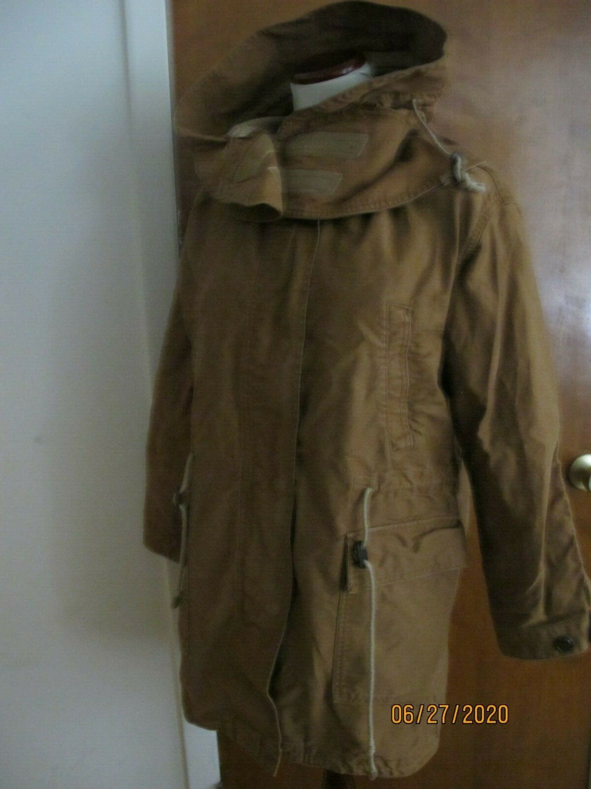 Gap women’s brown stylish coat jacket 3 in one size Xsmall 