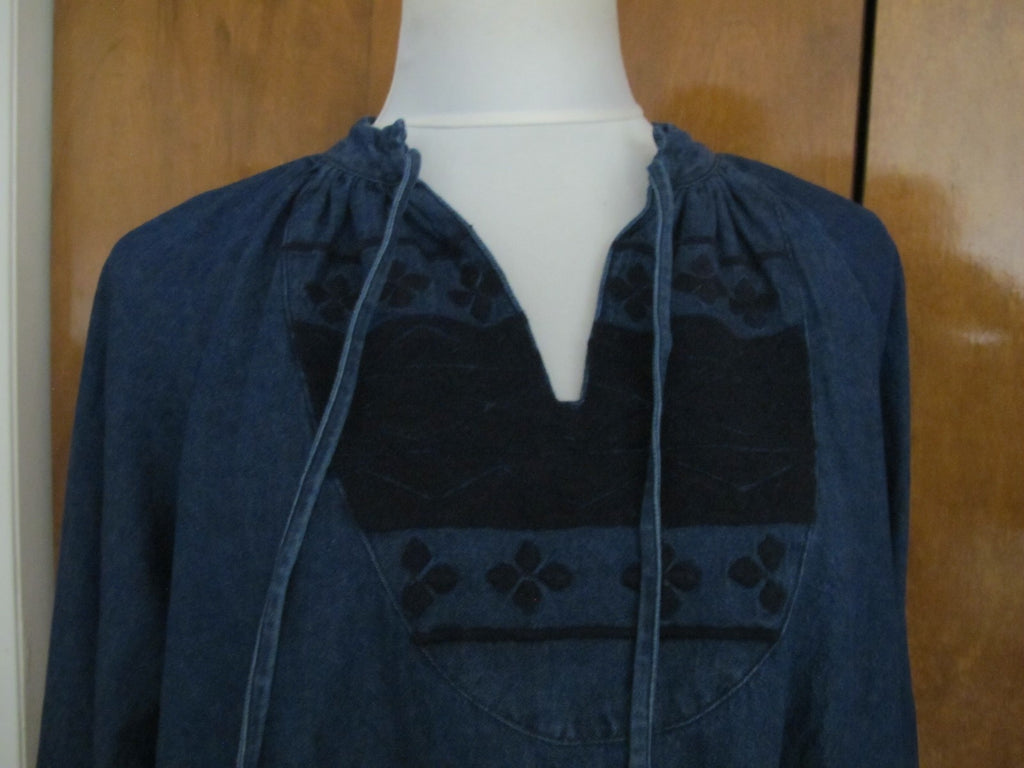 Anthropologie women's denim blue detailed embroidered A-line tunic top  New