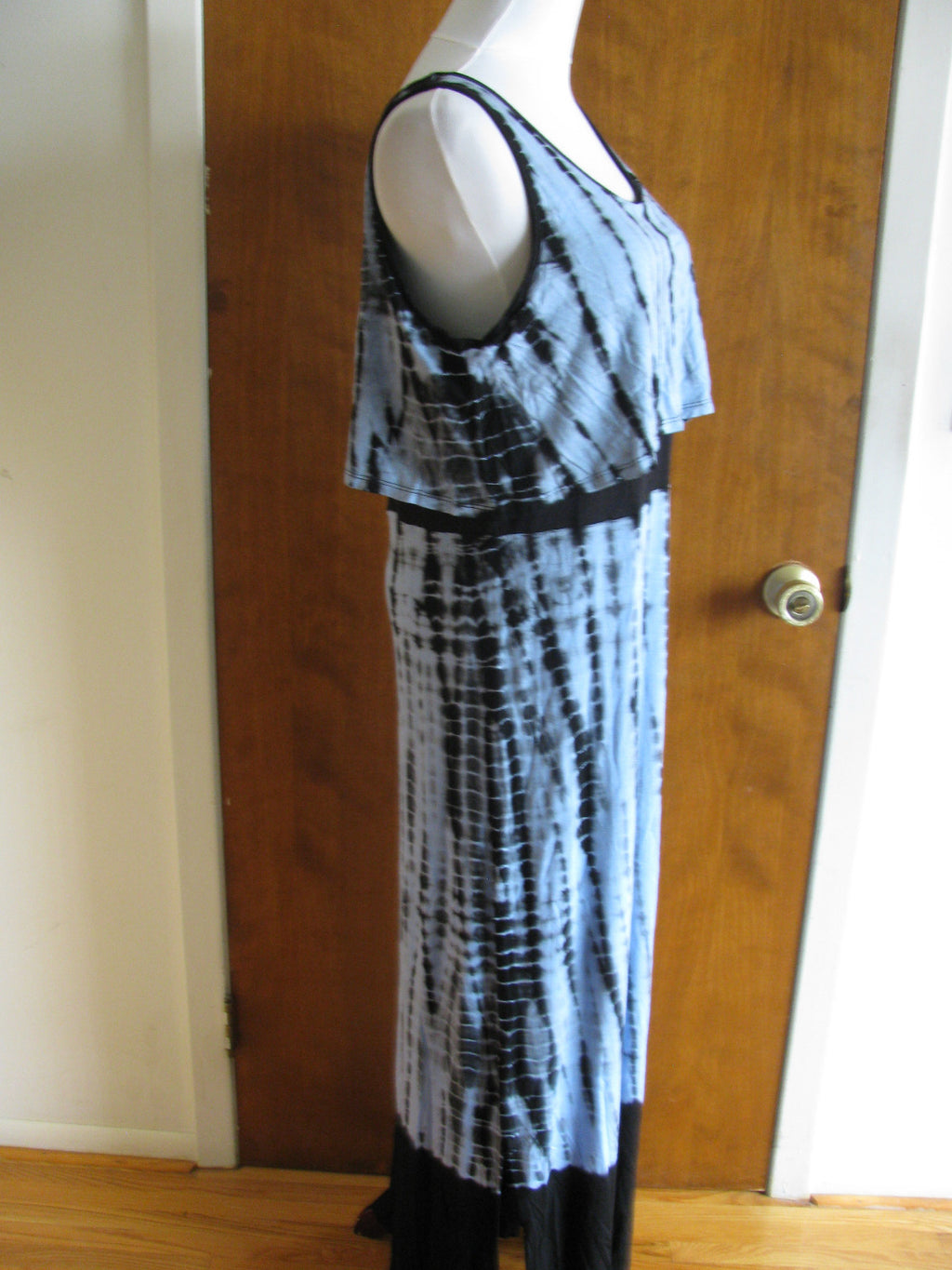 Kensie Women’s Viscose Dip Dye Maxi Dress New