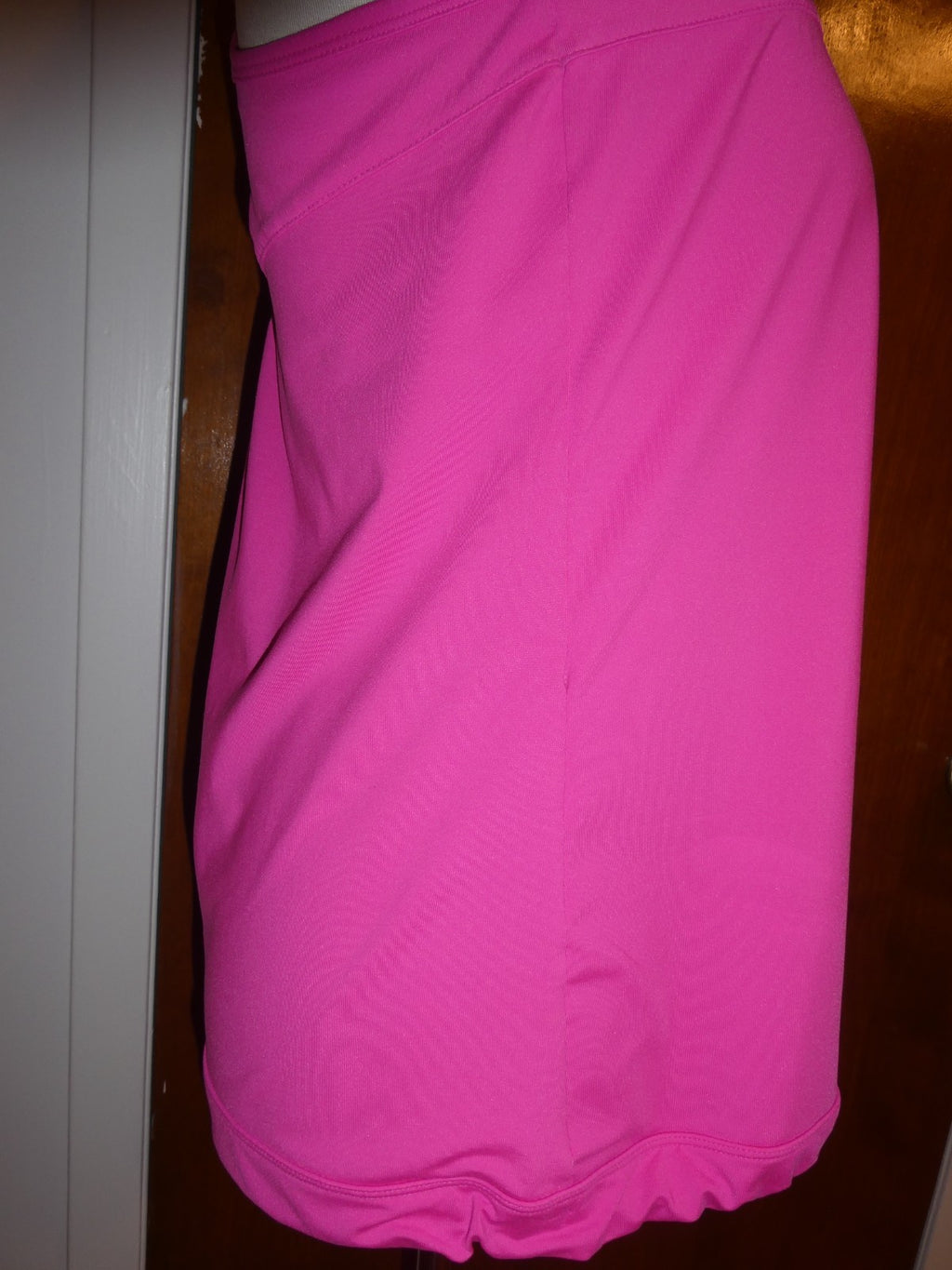 Athleta Women’s Pink Tank Top Large Sleeveless Racerback Ruffle Hem Stretch