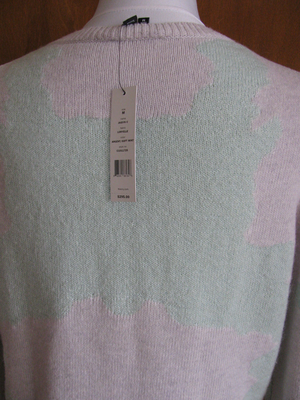 Theory Jaidyn C Women's  Argent Soft Mint Scoop Neck Sweater Size Medium New