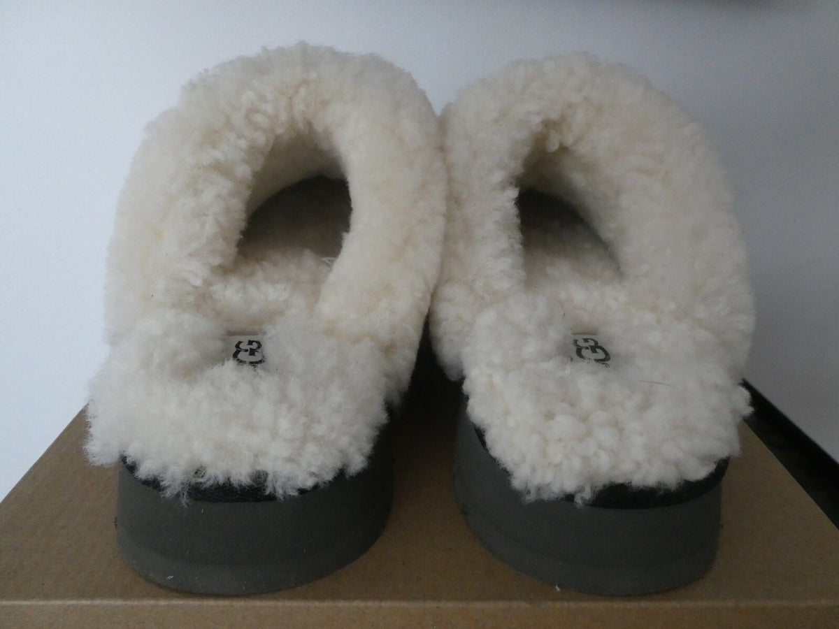 UGG DISQUETTE ATHERSON WOMENS BLACK SHEEPSKIN SLIPPERS Size 8