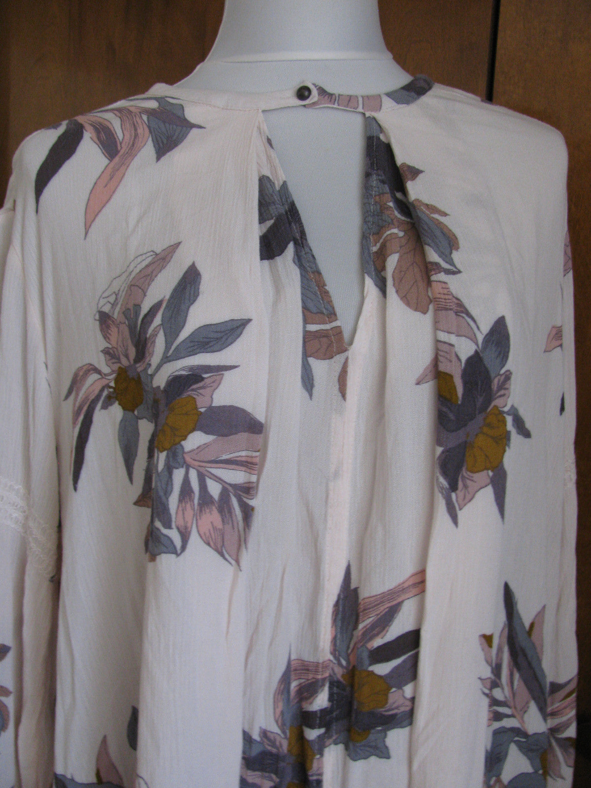 Free People Women’s Pearl Combo Rayon floral print Top New