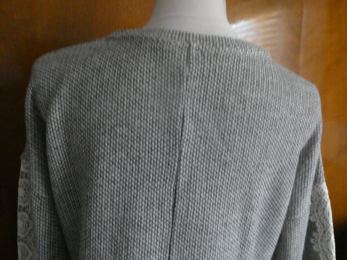 HANNAH Women's Soft V-neck Long Sleeves Sweater Gray Size Medium