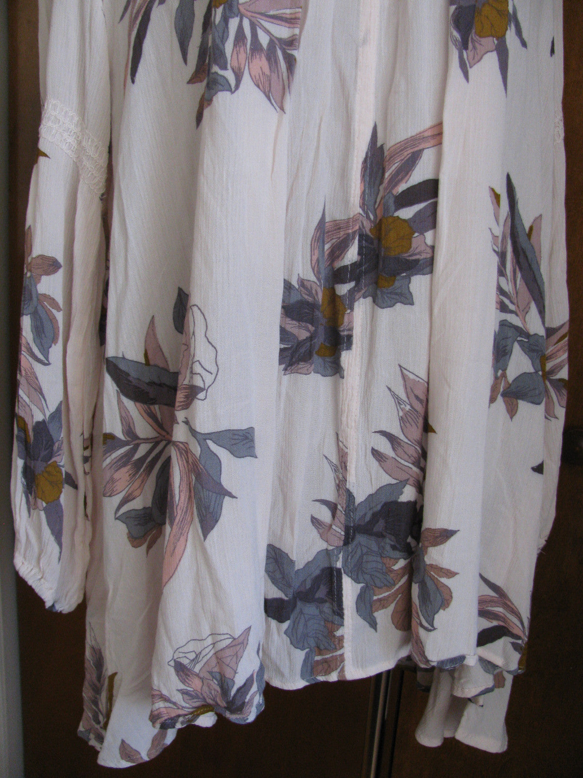 Free People Women’s Pearl Combo Rayon floral print Top New