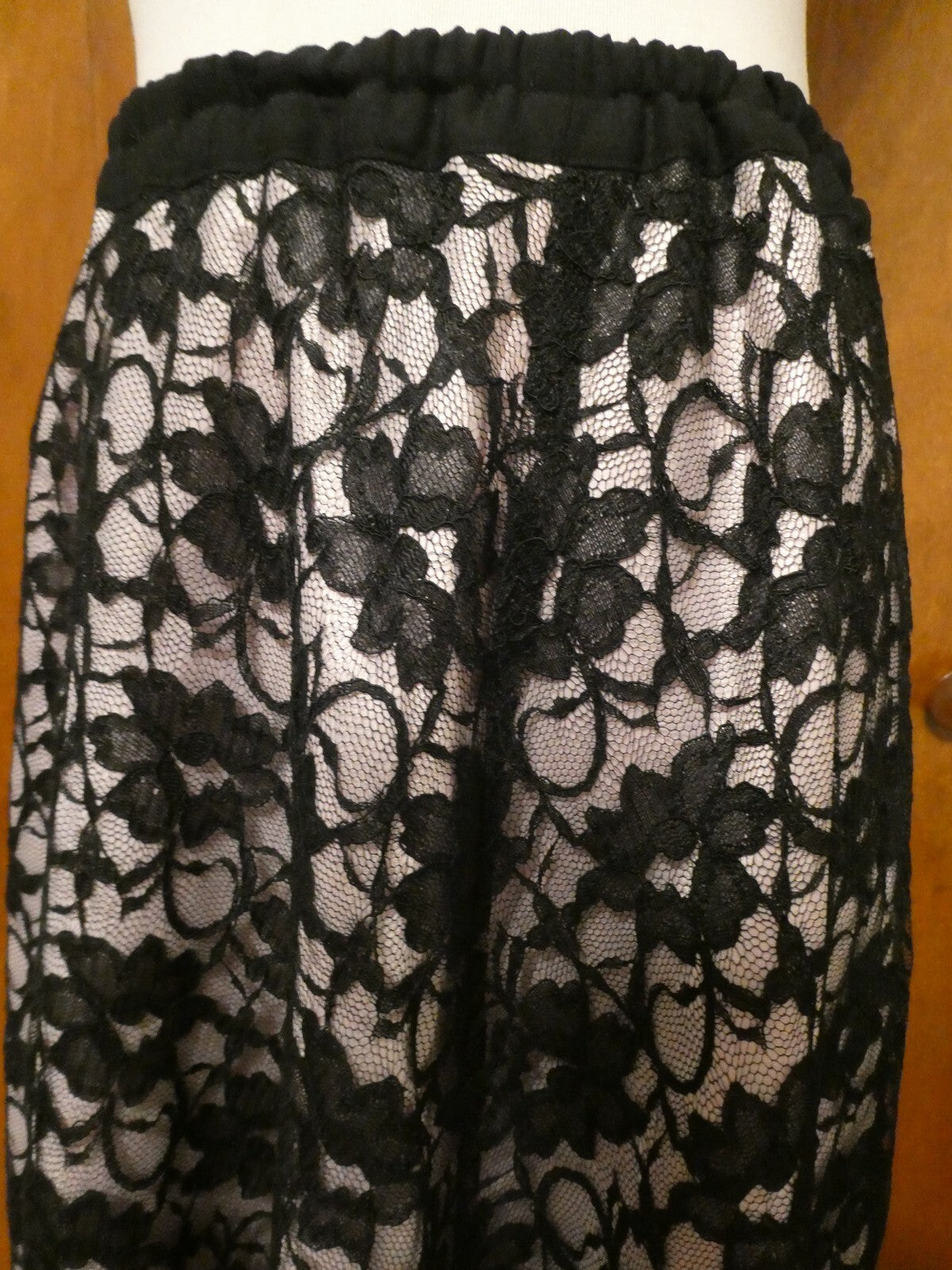 Unbranded Women's Black Pink Fringe-Textured Sheer Lined Evening Skirt Size M