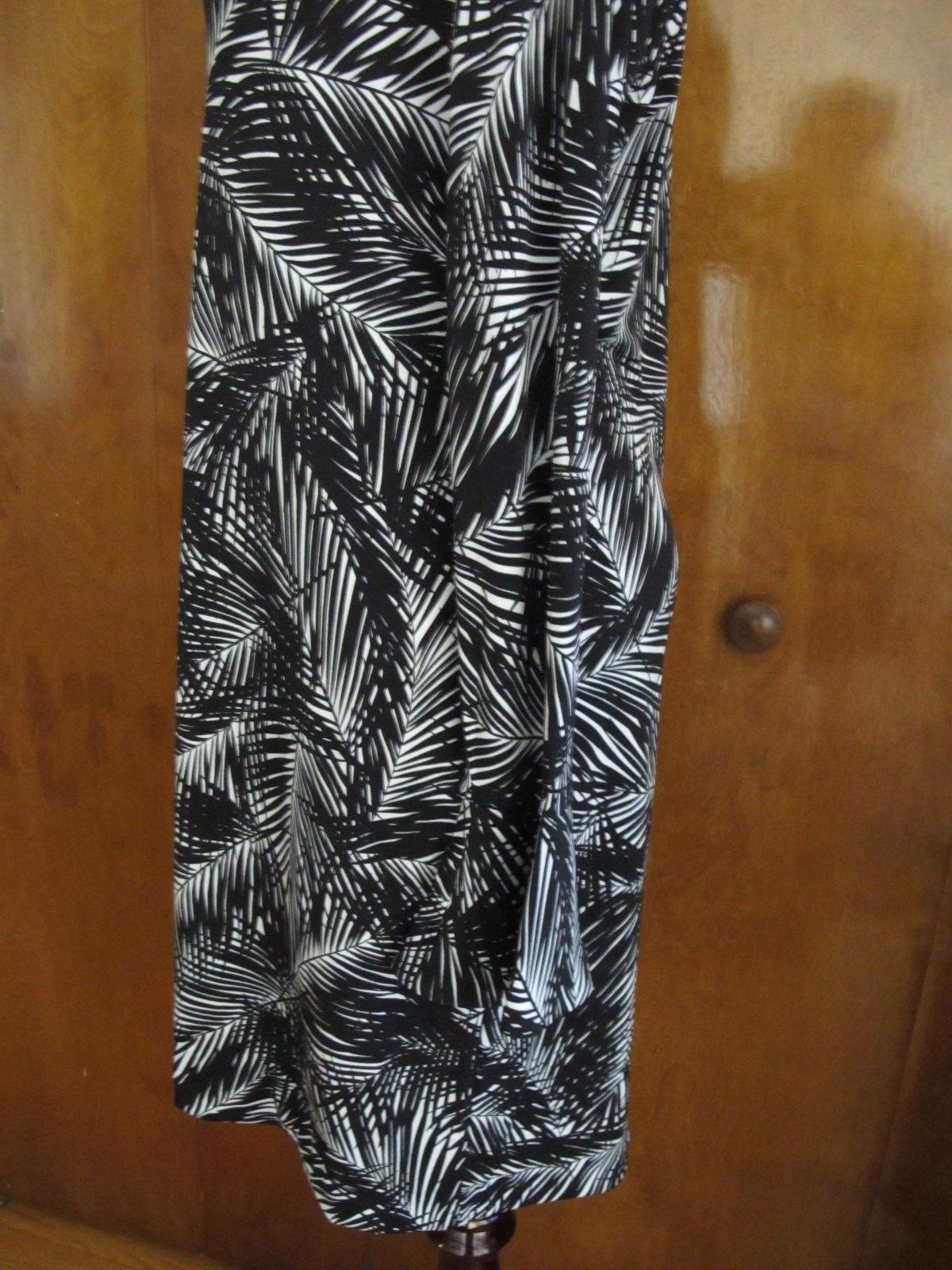 Michael Kors women’s black white jersey bell sleeves dress Large New