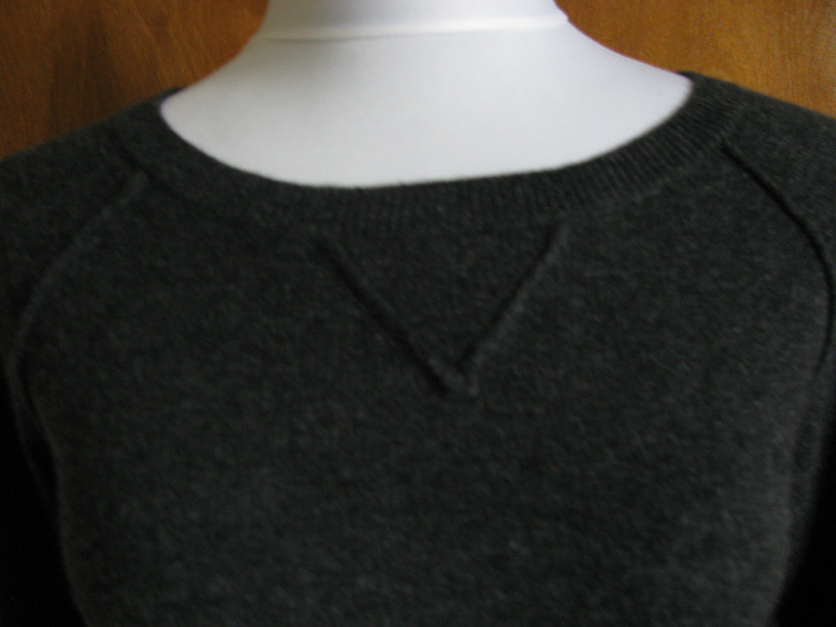 Quotation Women's Pepper Cashmere Sweater Small 