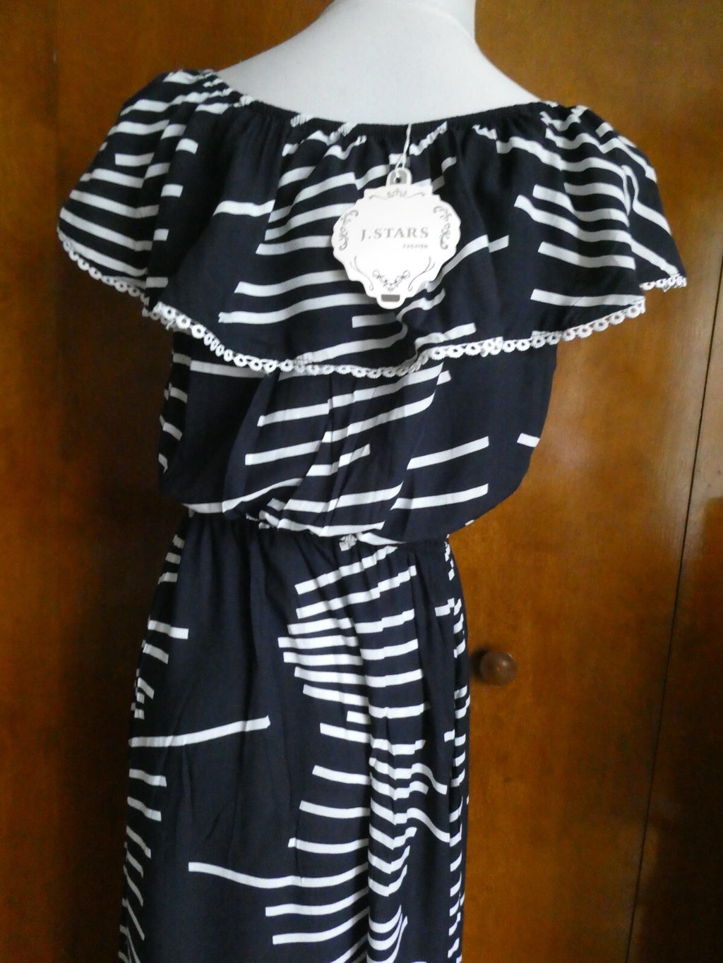 J.Stars Sexy Maxi Dress Off The Shoulders Ruffles Multi-Color Navy/White L/XL