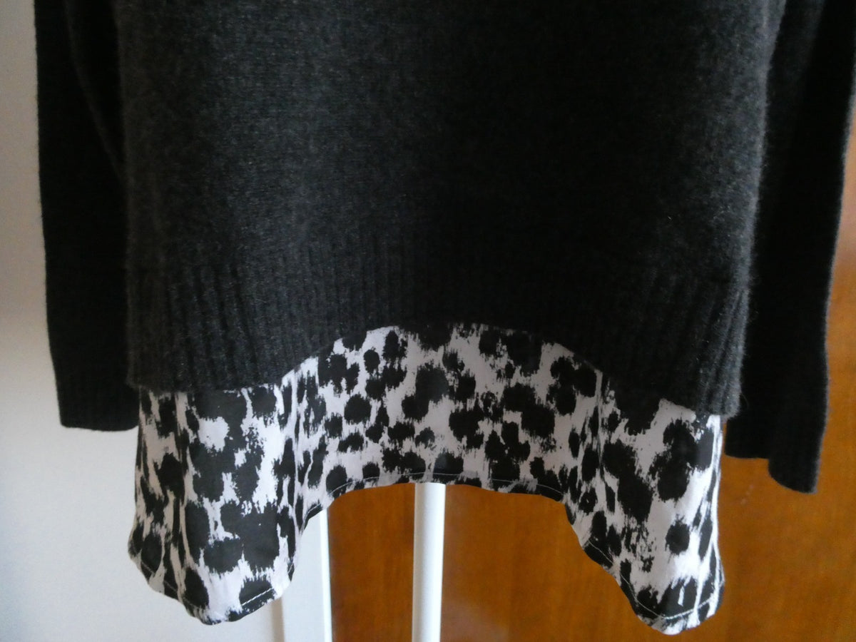 Luxury Bloomingdale’s women’s sweater crafted from 100% cashmere Size Xlarge NEW