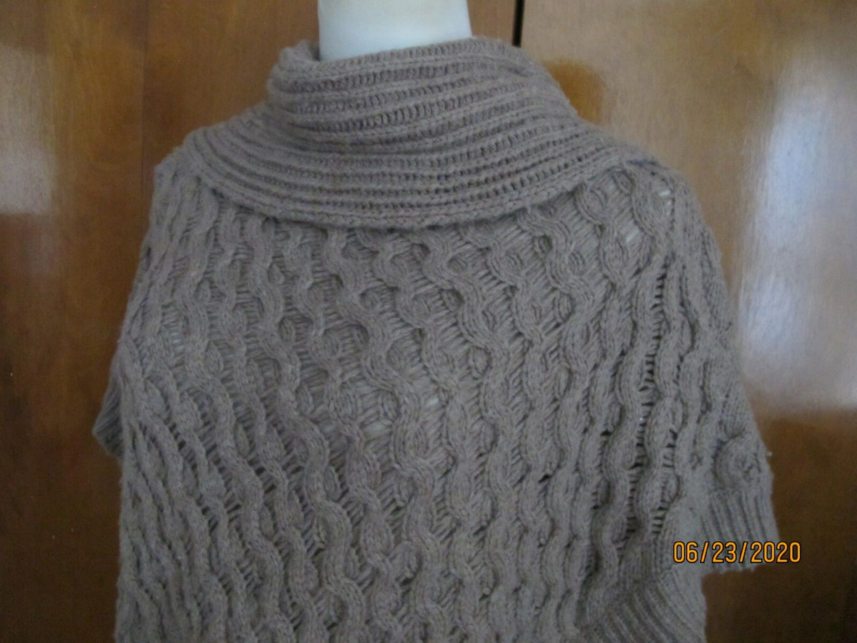 Anthropologie Angel of the North Women’s Taupe Cowl Neck Sweater Size M/L