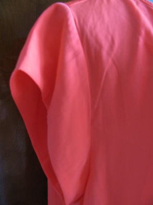 Gap women’s pink top Size Large New