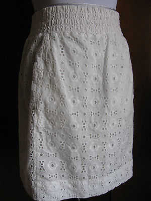 Gap women's white cotton embroidered lined skirt size Large