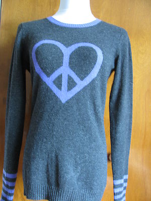 Quotation women's pepper pansy cashmere sweater size medium New