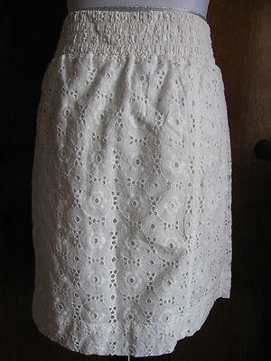 Gap women's white cotton embroidered lined skirt size Large